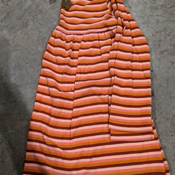 Winter dress lot - Picture 2 of 6